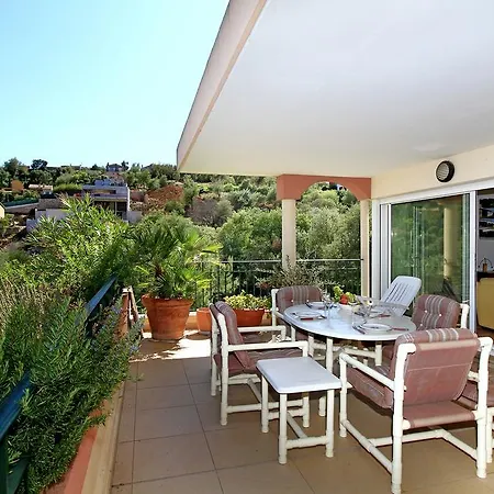 Domaine De Bellevue Apartment *